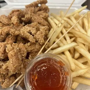 food, fried chicken, fried chicken wings, chicken wings and fried chicken, chicken wings, bbq wings, chicken, poultry, bbq chicken