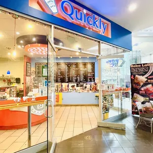 the inside of a fast food restaurant