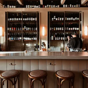 Interior/Bar seating