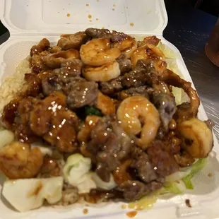 Chicken and shrimp and beef combo