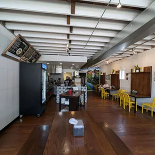 sushi and sashimi, interior