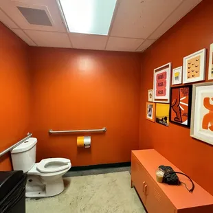 Clean bathroom