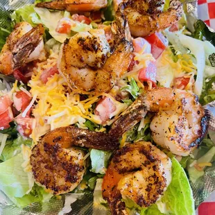 Mixed Green Salad with Grilles Shrimp