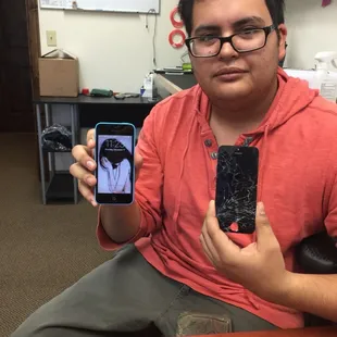 Ricky loves the new screen and free otter box With his new screen! *free tempered glass or otter box with screen repair special!