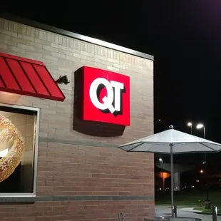 Quik Trip 120th &amp; Dodge, Omaha, NE well lit at night.