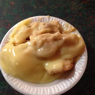 Banana pudding for desert.