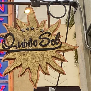 the sign for quinto sol