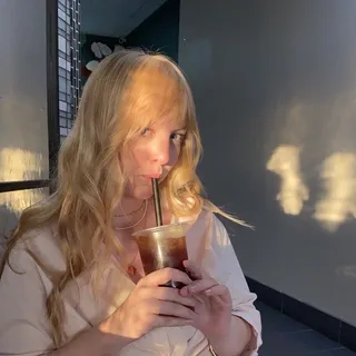 Sophie J.
