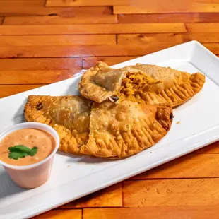 Pollo - Chicken Empanadilla