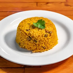 Arroz con guandulez - Yellow rice &amp; Pigeon peas