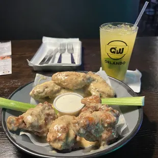Garlic Parm Wings (good size, had so much meat!)