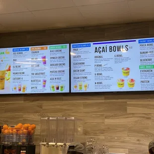 Smoothie and Açaí bowls