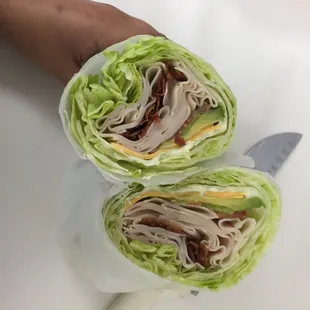 California lettuce wrap:turkey, bacon, avocado, jack cheese