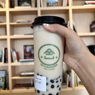 Peach Oolong Tea - friend said the tea tastes pretty good, but boba has absolutely no flavor and no chew