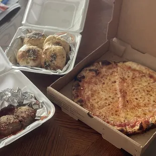 Cheese pizza, garlic knots, meatballs