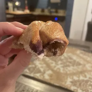 Blueberry bagel knot