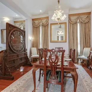 Formal dining room