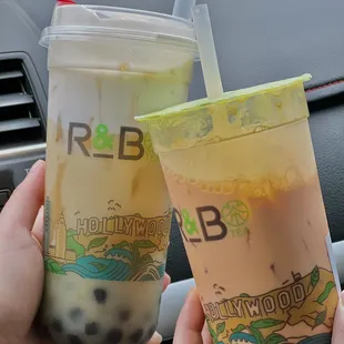 Jasmine Green Tea w/ House Cream Thai Milk Tea