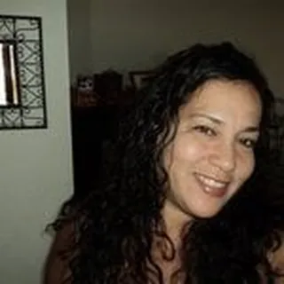 Tina H.