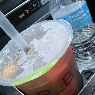 Hawaiian  Fruit Tea. Fits in cupholders!