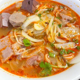 Bun Bo Hue (IG @boba._.addict)