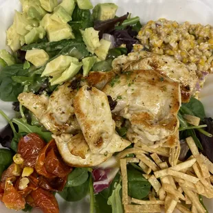 Elote and avocado salad with grilled chicken