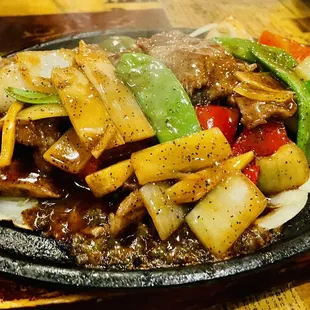 Sizzling Beef with Mixed Veg