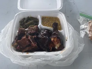 Pit Stop Bar-B-Q Plus