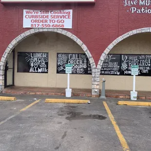 Ordering and curbside info for y'all