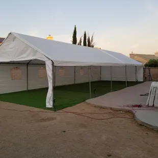 20x50 w/synthetic grass