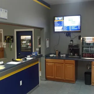 R & L Service Center