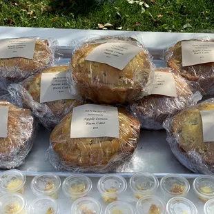 I like that Claudia had samples to try before buying! The sample sold me on buying her amazing little cake!