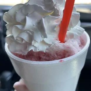 Strawberry cheesecake w cream