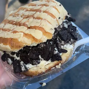 Concha ice cream sandwich
