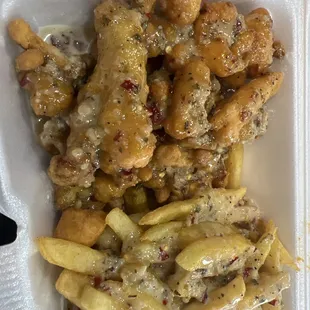 Cauliflower wings &amp; Fries