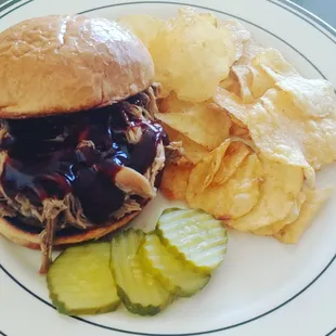 Pulled pork sandwich