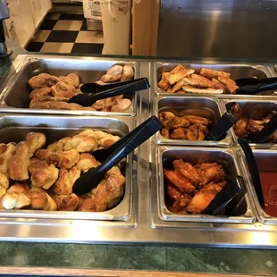 Delicious Wings and breadsticks
