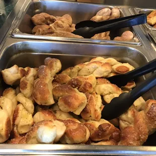 Breadsticks and dessert breadsticks (cinnamon sugar)