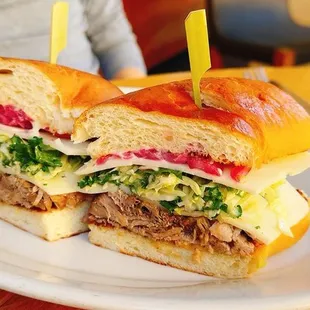 Carnitas sandwich