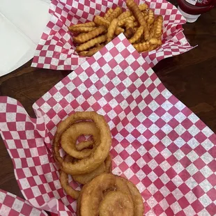 R J's Eatery