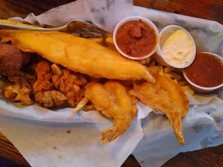 Louie Louie's Dueling Piano Bar