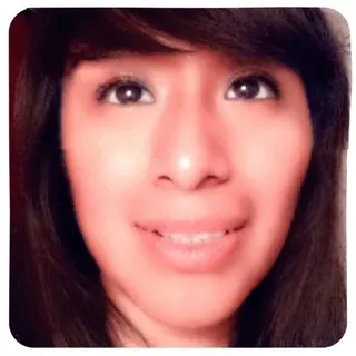 Nina C.