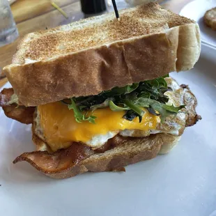 breakfast sandwich