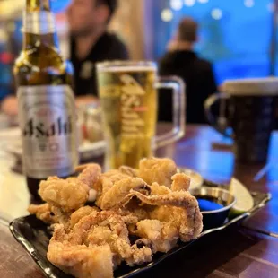 chicken wings and fried chicken, food