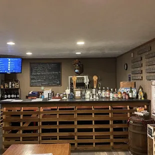 "Bar" area