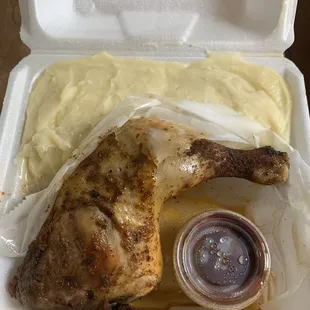 Bbq chicken and mash potatoes.