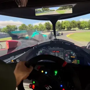Driving Indy cars on a Racing Simulator