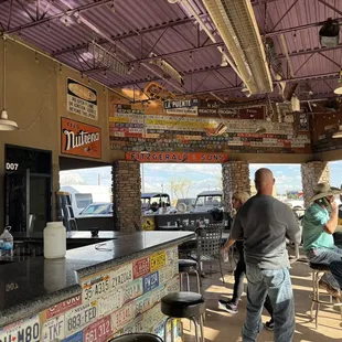 Super nice enclosed patio