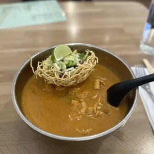 ramen and noodles, food