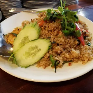 Garlic Fried Rice with Sockeye Salmon